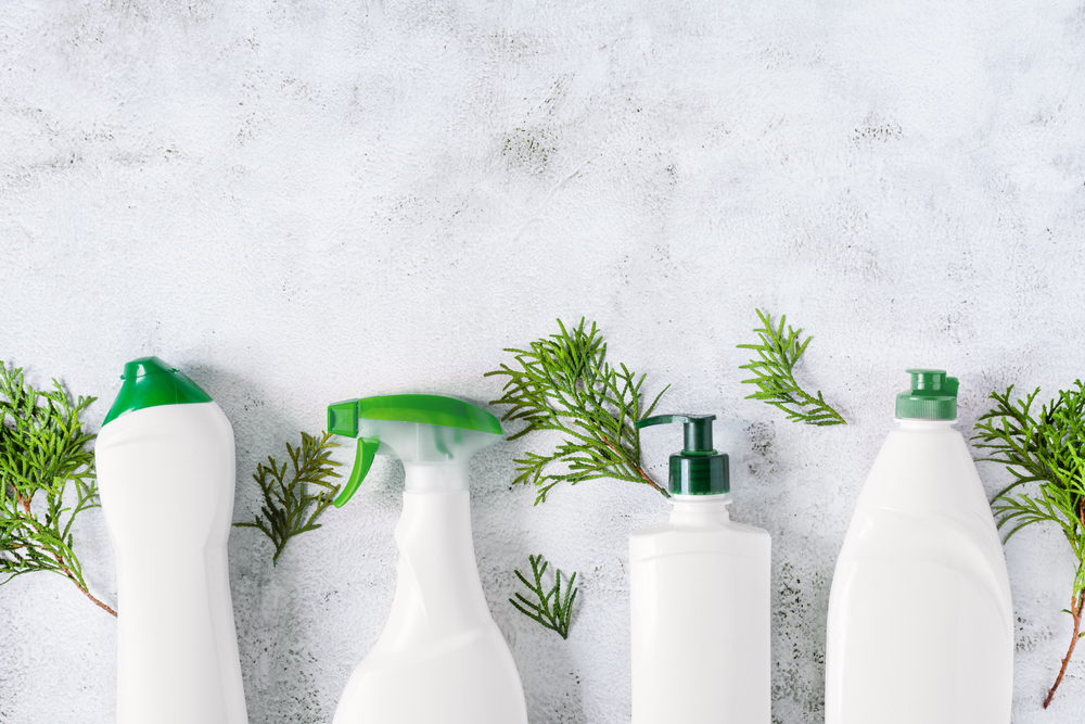SGRASSANTI E DETERGENTI PER SUPERFICI